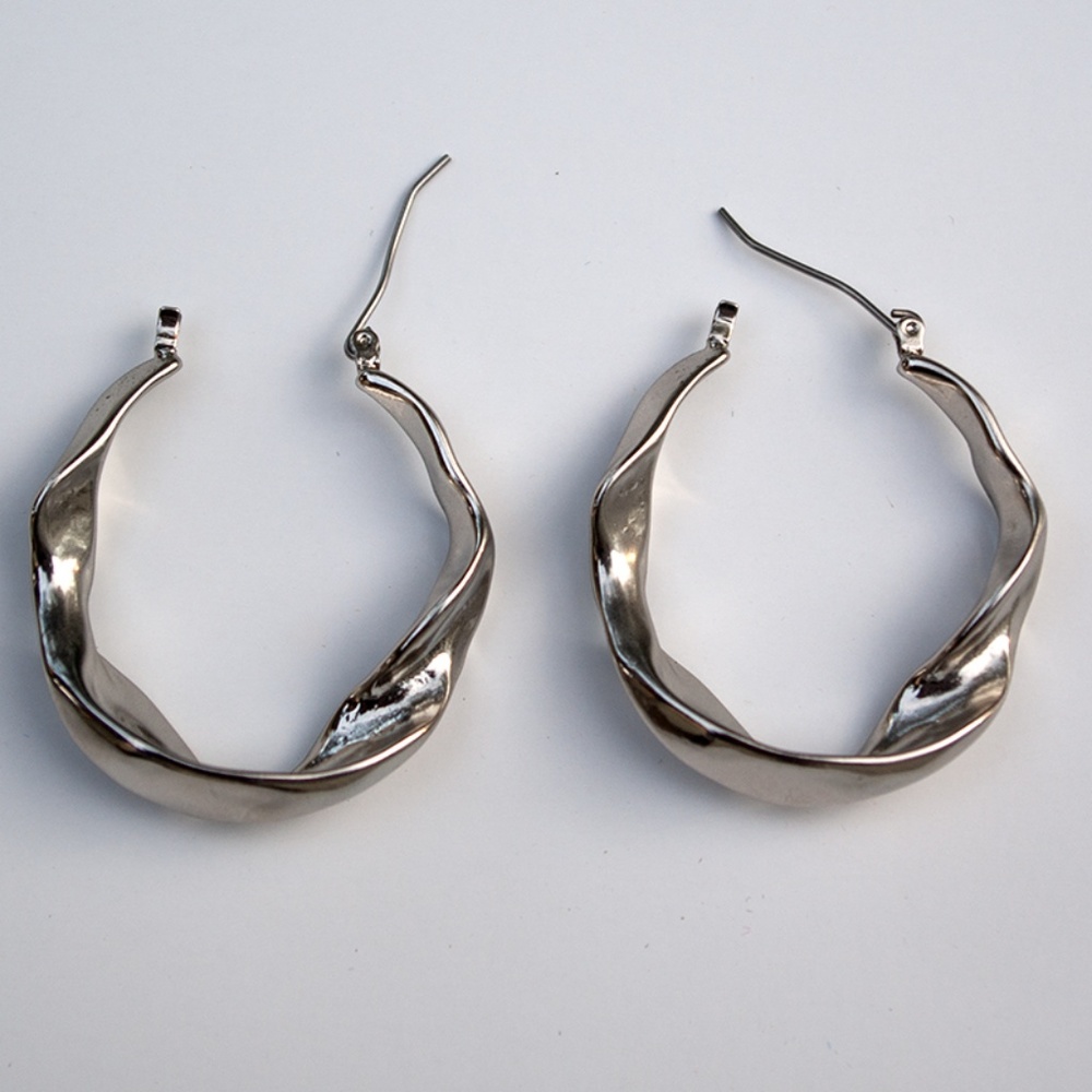 Argento Vivo Sterling Silver Tapered Hoop Earrings